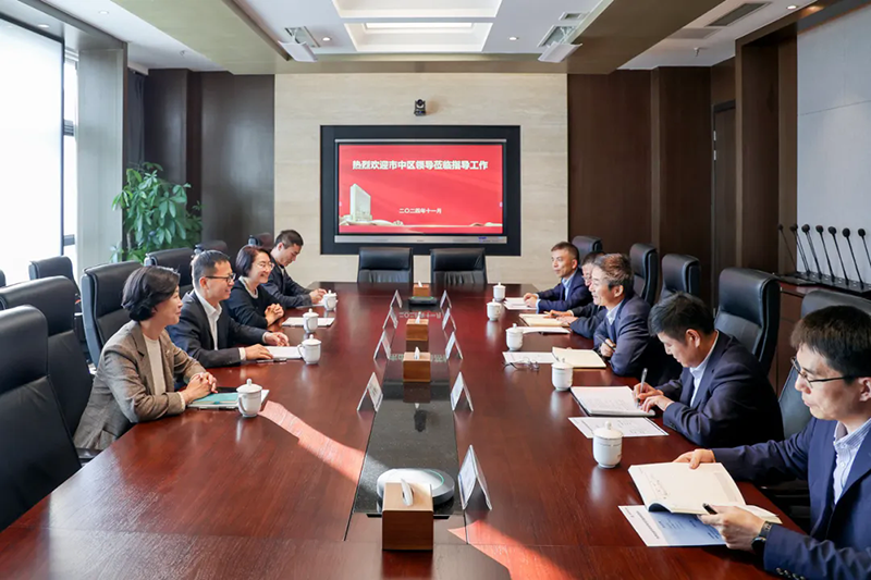 市中區(qū)委常委、宣傳部部長、統(tǒng)戰(zhàn)部部長范立振蒞臨集團(tuán)調(diào)研指導(dǎo)